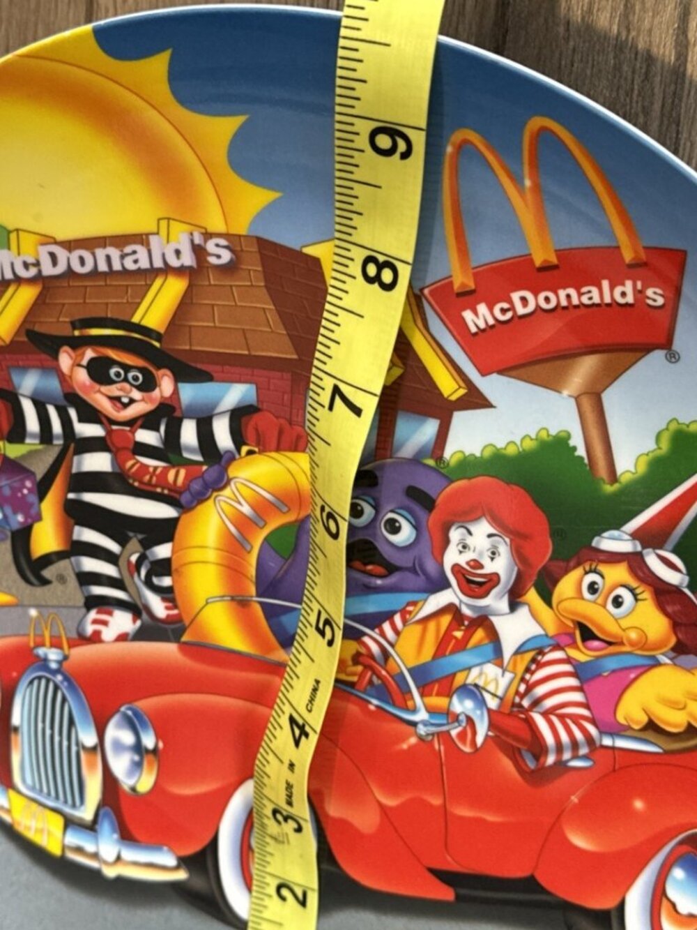 Vintage McDonald's Dinner Plate Ronald in Car with Friends 1998 Collectible - Picture 6 of 6
